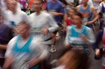 Comp image : mar022129 : Blur of approaching runners in the London Marathon