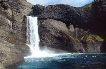Comp image : torf1024 : The &Oacute;faerufoss [Ofaerufoss] waterfall, in the Eldgj&aacute; [Eldgja] region of southern Iceland